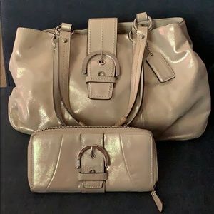 COACH Gold purse with matching wallet